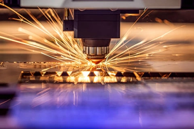 Linsenfaser in der Laser-Materialbearbeitung